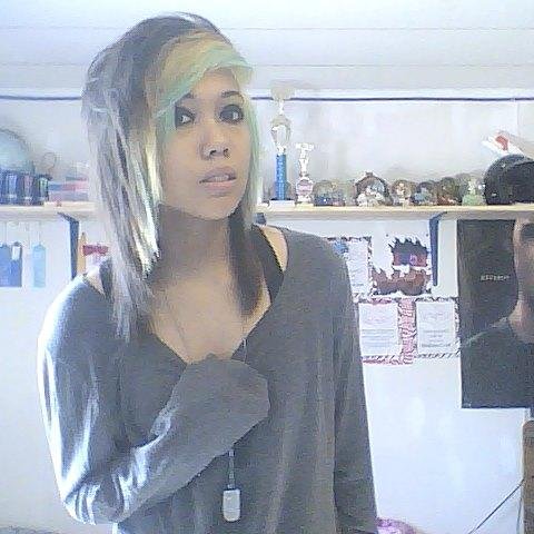 15| Straght Edge| Kik is @lifeasaghostX ~No Flirting| instagram: @http.sorryitscassie