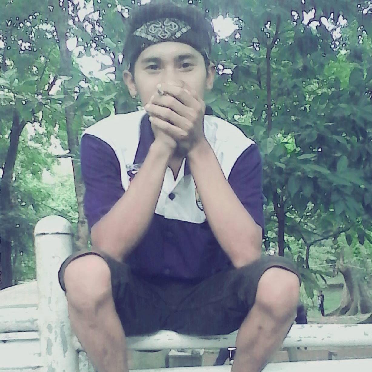 tigat82's profile picture. KenaLi aku dari diriKu bukan dari Orang Lain karena tak setiap orang tau tentang diriku