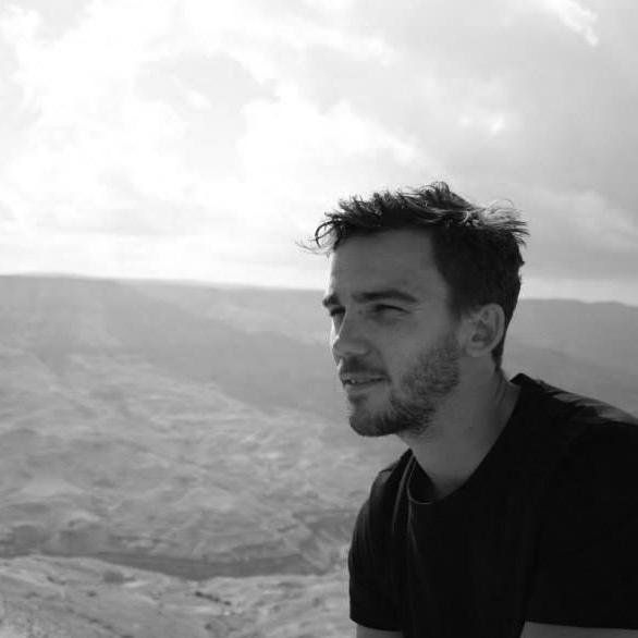 Tweet about Strategy, Fintech and Innovation - Strategist at Vertical Strategy - Founder of https://t.co/7WorNurJJS