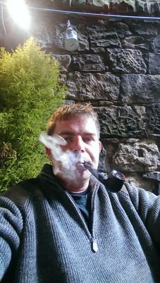 Pipes, whisky, cigars, beer and other bad habits...there will also be a lot of random stuff that catches my eye. Just added photography to my hobbies.