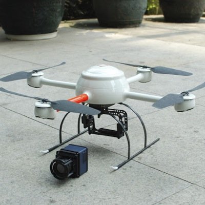 Dedicados a la búsqueda y materialización de  aplicaciones de UAV's y Drones a todo tipo de sectores.