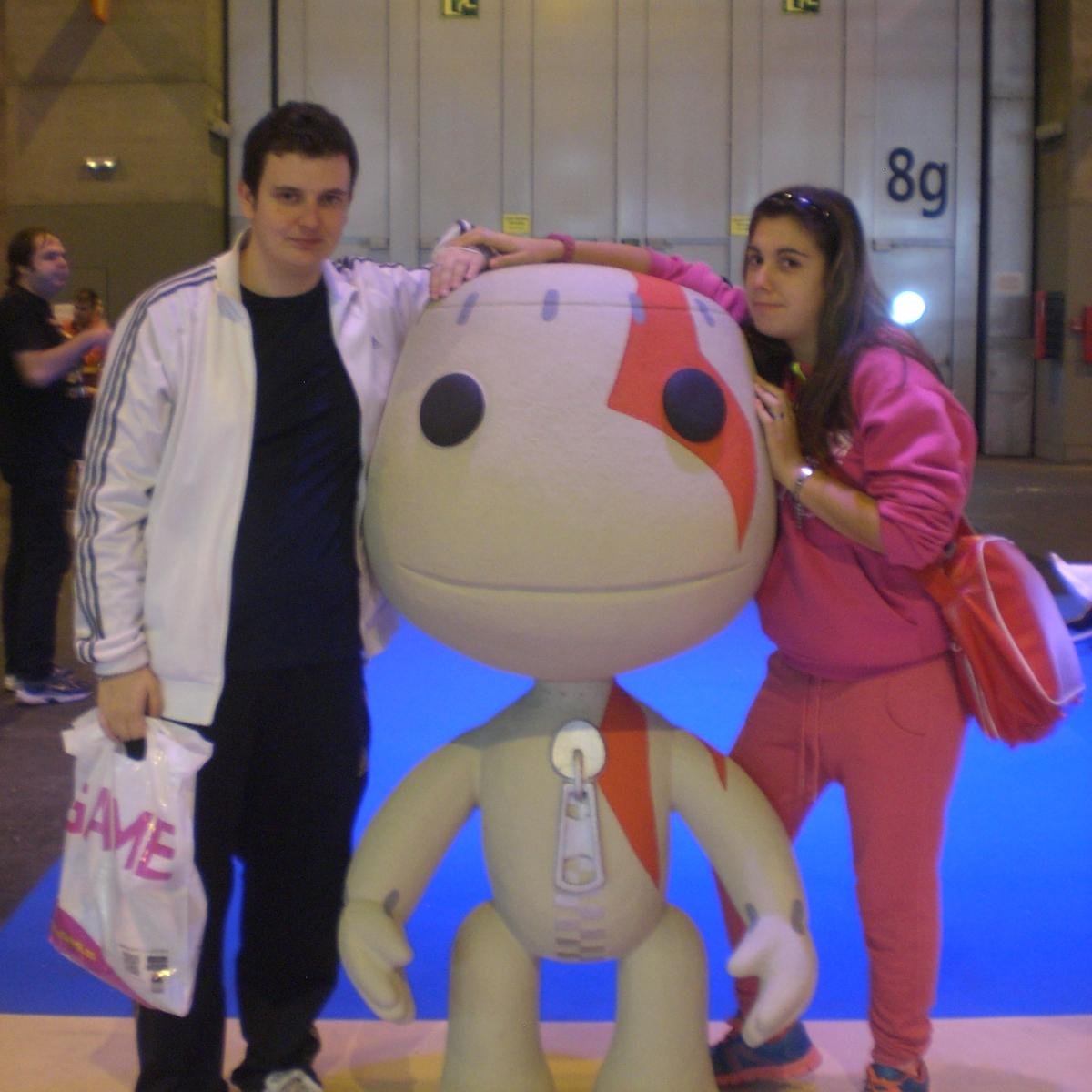 VipaNena's profile picture. 