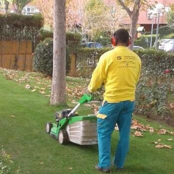 Empresa de Multiservicios, mantenimientos de limpieza y jardineria, electricidad, albañileria etc... presupuestos sin compromiso, http://t.co/bczIRKKhiZ