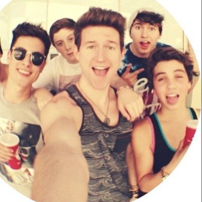 weloveO2Lalot's profile picture. O2L is forever no matter what #THANKSTOO2L