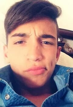 sono la persona piu solare al mondo.... e mi piace molto sorprendere le persone