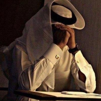 أحب التخطيط للمستقبل بما لا ينافي التوكل على الله في الصغيرة والكبيرة
وسعادتي في إدخال السعادة على الناس وخدمتهم
والحكمة ورجل عجوز حكيم أستفيد من