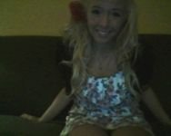 I just wanna be the only girl you love all your life :)