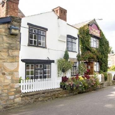 Canal side pub in Garstang, serving quality food and a large selection of real ales and wine