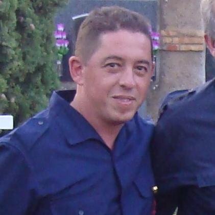 MIGUEL1933's profile picture. Decía José Antonio Primo de Rivera que el ser derechista, como el ser izquierdista, supone siempre expulsar del alma la mitad de lo que hay que sentir.