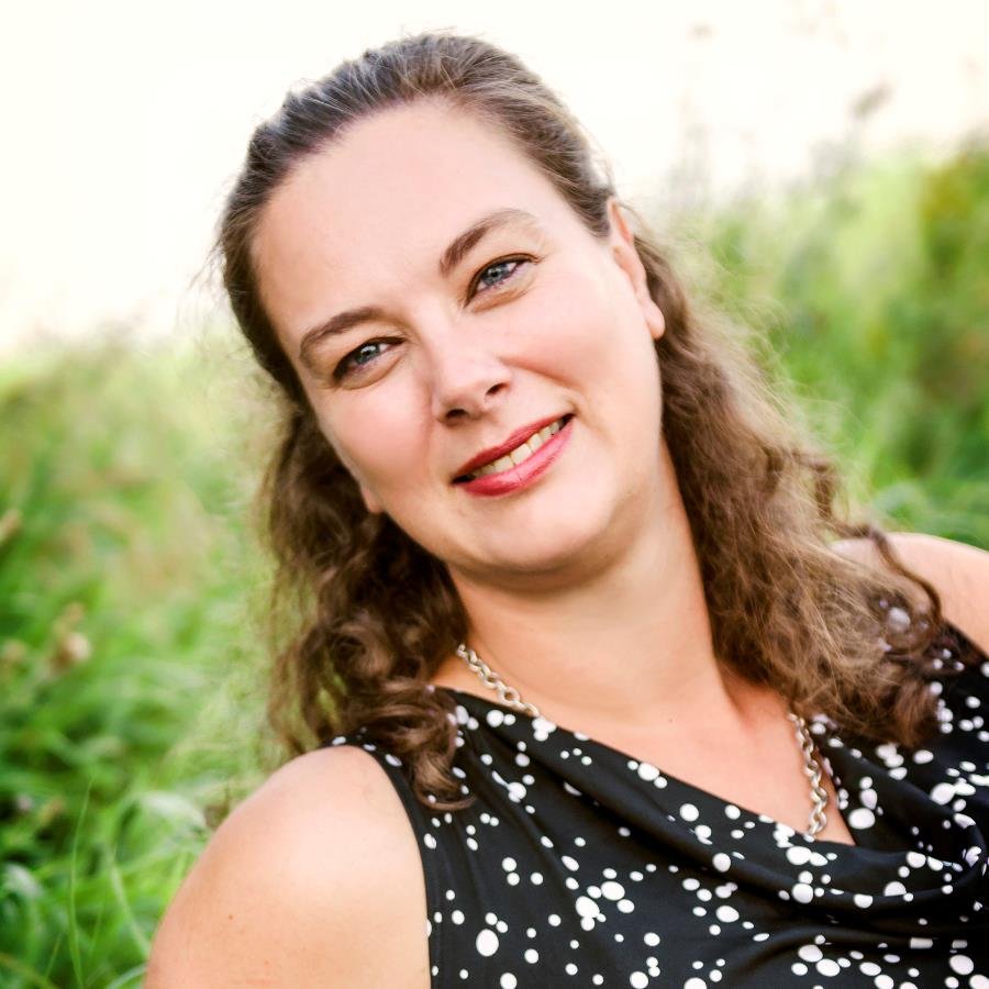 mustwritenow's profile picture. Expert herder of rogue space dragons & flying monkeys.