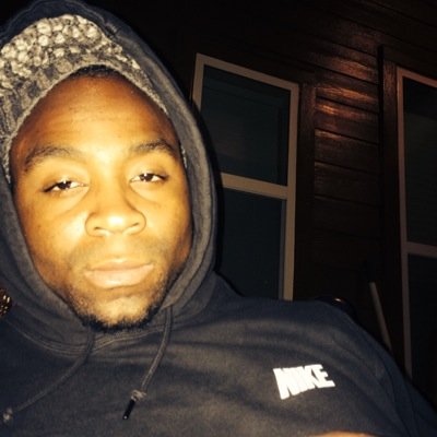 b_creatswollger's profile picture. 