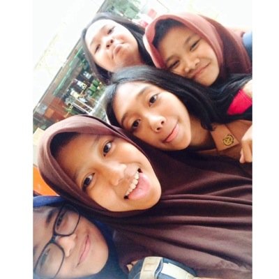 jasminenabilaa_'s profile picture. iman