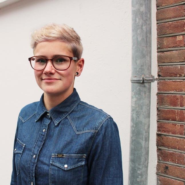 Sneakerenthusiastic - Trendwatching - Blogging - Living and Loving in Amsterdam - Student - In het Bezit van Diploma voor Gebrekkig Nederlands Genaamd Dyslexie