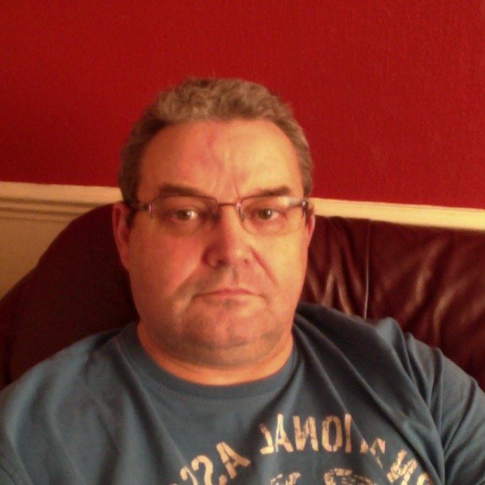 ladnit2107's profile picture. 