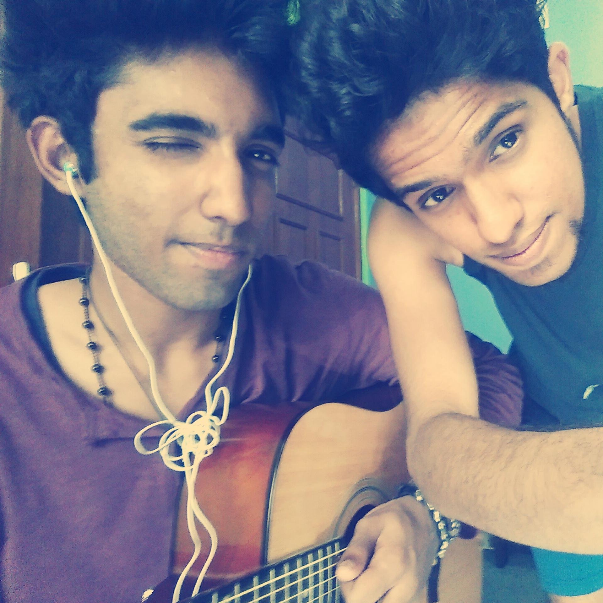 We are Minutes To Midnight 

We will be posting up covers of dIfferent kinds of songs :) 
so hope you all like it and keep sharing and supporting :) ♥