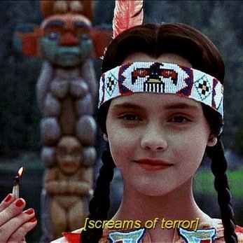 darth_elle's profile picture. Sì, sono strana. E il prossimo che mi chiede -di troia?- pensando di essere spiritoso verrà disperso nel web come lacrime nella pioggia.