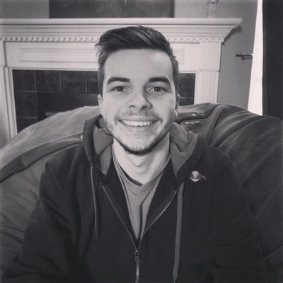 Hi my names NadeShart my other account is @oPtIc_nAdEsHoT parady account