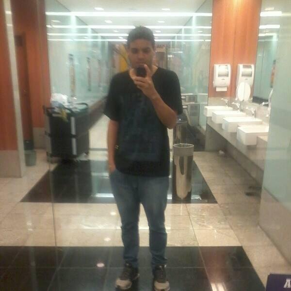 Apesar do primeiro fracasso, me levantei e fui até o fim, e consegui com as minhas próprias forças alcançar os meus objetivos...  Londrina__Pequena Londres