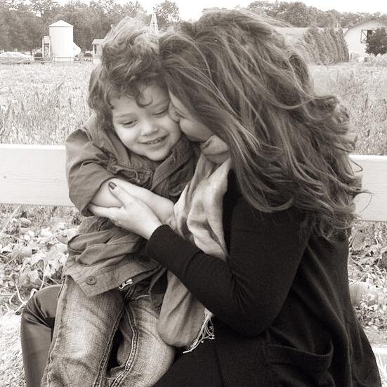 patssily's profile picture. mom to prince #BrandonD | lover of fashion, art, champagne, oysters, Nespresso | founder @momsandtotsmag