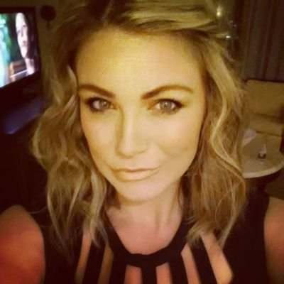 ItsCandyPink's profile picture. lover of life, good food, fine wine and baseball. wife, momma, realtor, adventurer.