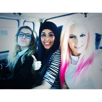 ☺ somos una cuenta dedicada a @swtcalifornia en murcia//cuenta NO oficial//sil tienes alguna duda sobre concis,firmas etc preguntanoslo//siempre apoyandolas