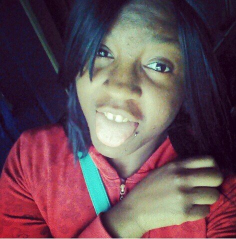 BTW IMM SHATIANNA ND ONT FORGET IT,IMM A FUNNY ND COOL PERSON BUT ONT GET ON MY BAD SIDE :) 3 FOLLOW MHE ND ILL FOLLOW BACKK 3 3 3 :) :0
