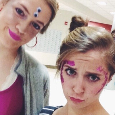 Clairegsmith17's profile picture. Meow