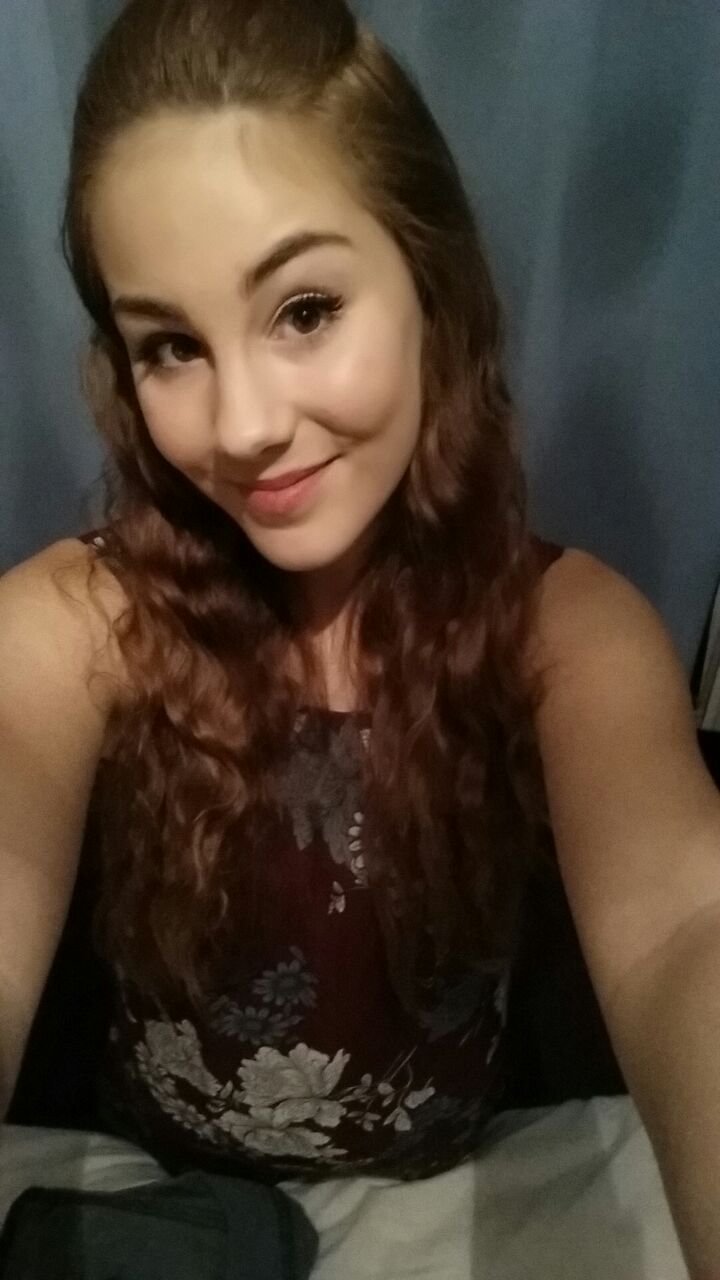 I FOLLOW BACK 100% follow me... I don't bite;P Love my best friend @TeamJessieBaby_ loads:3 ---- FOLLOW MY AMAZING GAL NOW!!