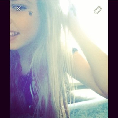 Love me,hate me, but u cant do both, but when u talk about me behind my back it prove my lifes better xx