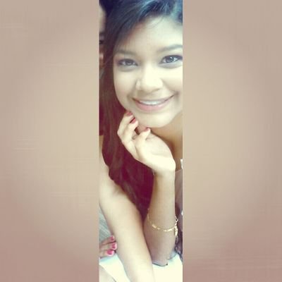 Por favor, a pesar de las amenazas anteriores,
conserva la calma. Sólo soy una fanfarrona. No soy violenta. No soy perversa. Soy lo que tiene que ser.