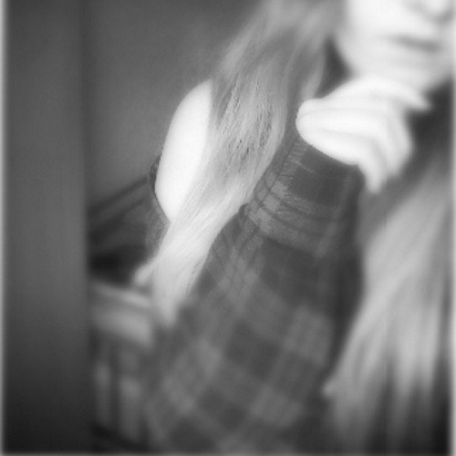 Instagram @fxcksylvia_
17 yrs old