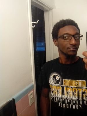 ThugMoney9's profile picture. SomewhereInTheStars...