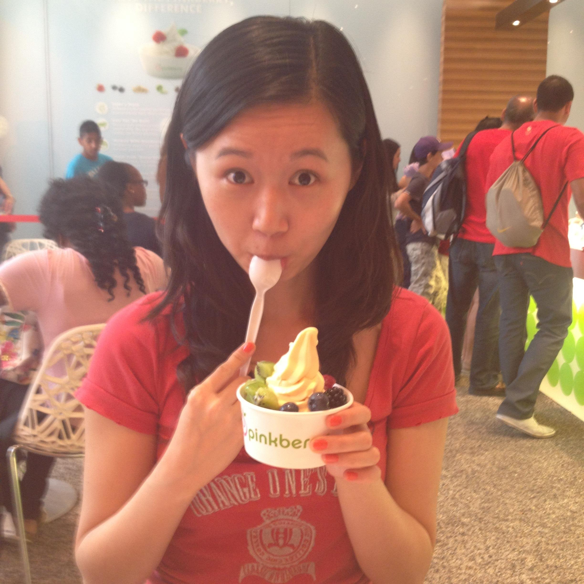Possible entrepreneur. Training polyglot. Definite foodie. Currently contract Noogler. Always starving in