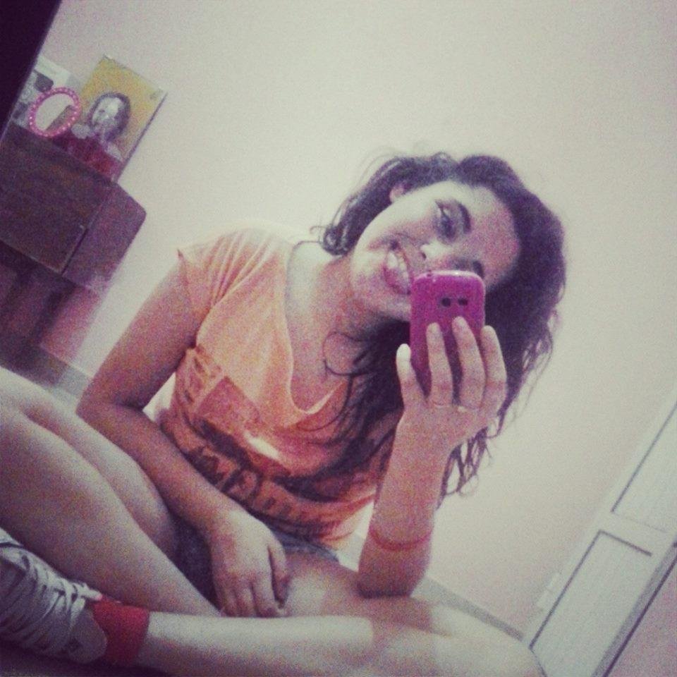 ludmiermacora's profile picture. aveces solo hay que darce cuenta de algunas cosas y seguir