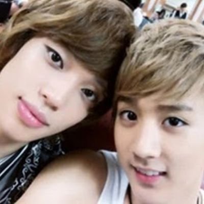 me gusta ver TEEN TOP y me gusta ver anime kawaii