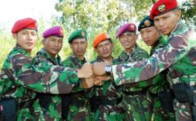 Jangan menyerah atas apa yang kamu anggap benar meskipun terlihat sia-sia. Hidup terasa membosankan jika kamu hanya duduk diam