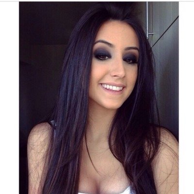 Só divulgamos e falamos de garotas lindas , quer ser citada ? Nos marque em alguma foto #⃣garotaslindas❤️ instagram : garotaslindas_