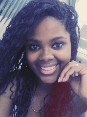Brasileira,20 anos,canceriana..fã da lady GaGa,Avril Lavigne3