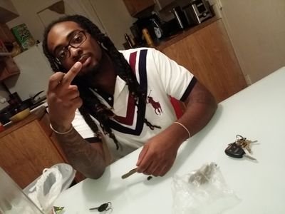 Blowing Time Living This Kc Life! OR. In Yo Kitchen Eating Up Yo Shit!!