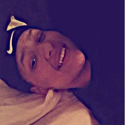 Ayee im kick back ass fuck ,, RIP Mom. #South