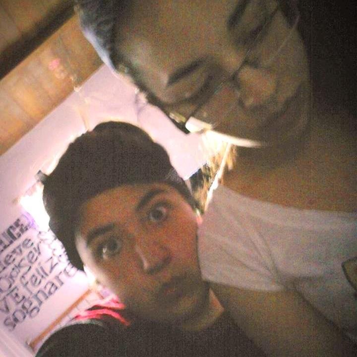 claucarp10's profile picture. HOLAA soy #Argentina, 22 pirulos!! futura repostera,  Adicta a la Música y el Fútbol :) de River de la cuna al cajon :D