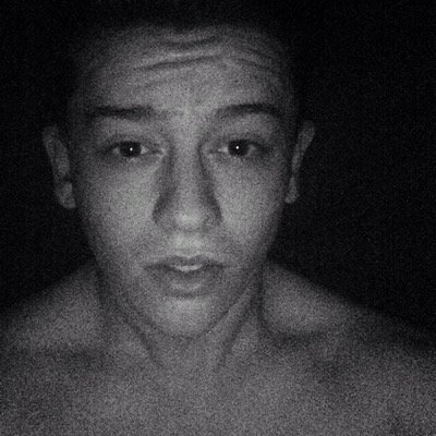 snapchat- lukealdred11 
instagram - lukealdred11