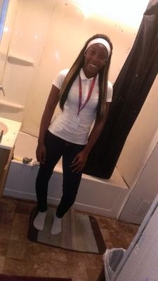 its laylay follow me 2k16 im goofy and crazzy and i love choclate hot fries and briiskk mwauhh ❤❤