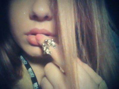 SoyBeckyCaptas's profile picture. Siguiendo Modas                                                            BF @MeykelingSG @AlexitaValv @LetMe_know96