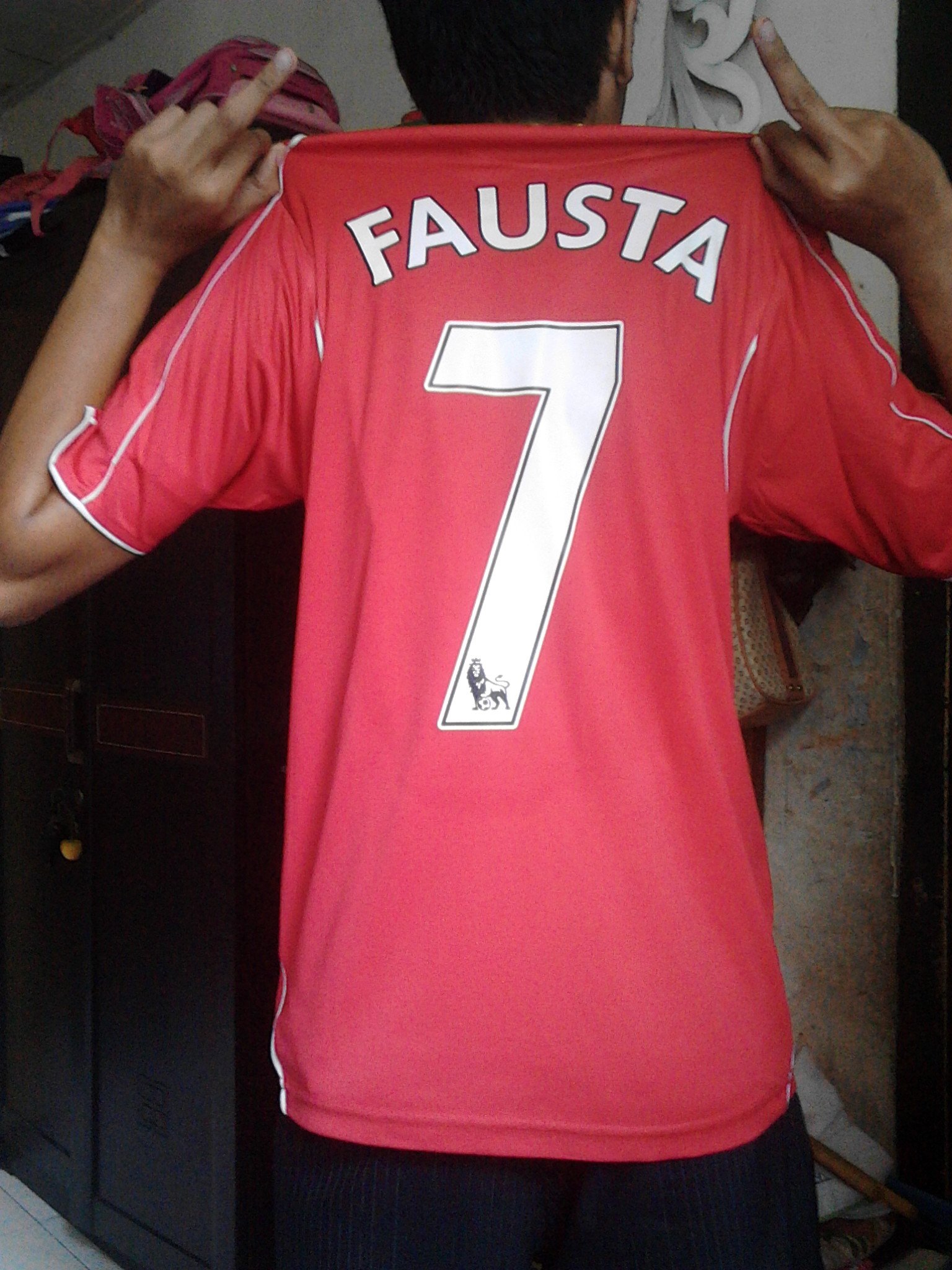 ArgaFausta's profile picture. I'm the man who will never walk alone