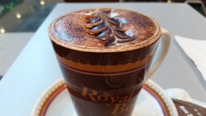 robeelostie's profile picture. fond of curse words, sarcasm, dogs and coke zero. no.1 supporter of Lost Perth