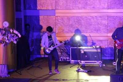 Poe_Zhang's profile picture. I'm not a perfect person ... But, i sure one day i will be perfect ..