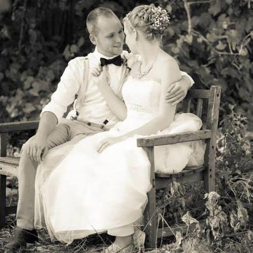 MandyJoWoodward's profile picture. I write books. They're cool books, too, so read them.