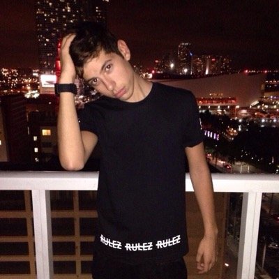 Always supporting/Siempre apoyando a @matthunter123 :)