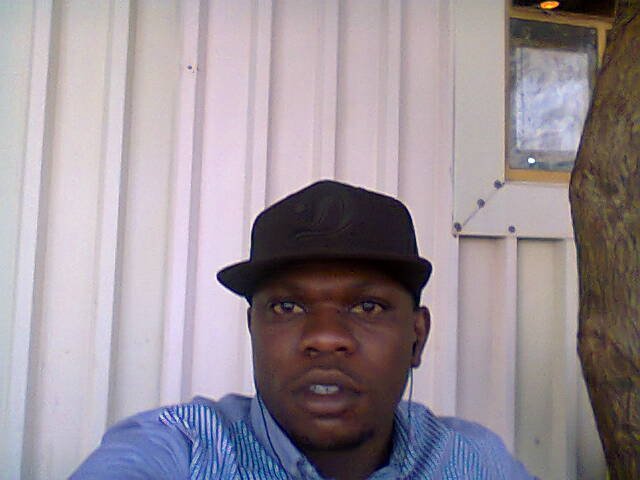 Great thinker.Revolutionary at heart.Authi yako kasi #Attredgeville Pretoria Ç#OleDaar